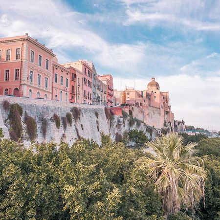 Le Scale Sul Porto . Marina Centro Storico. Ac Apartment Cagliari Exterior photo