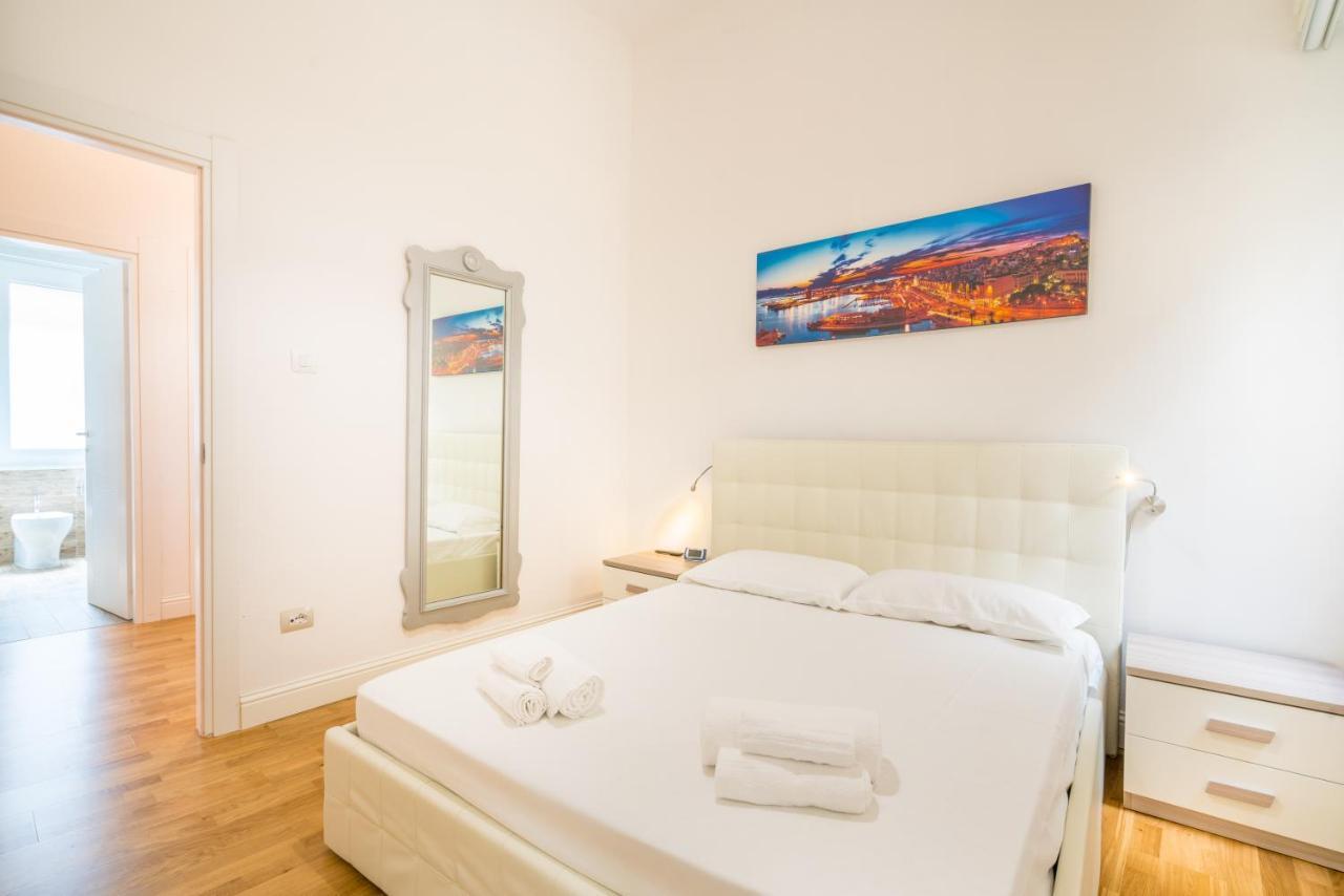 Le Scale Sul Porto . Marina Centro Storico. Ac Apartment Cagliari Exterior photo