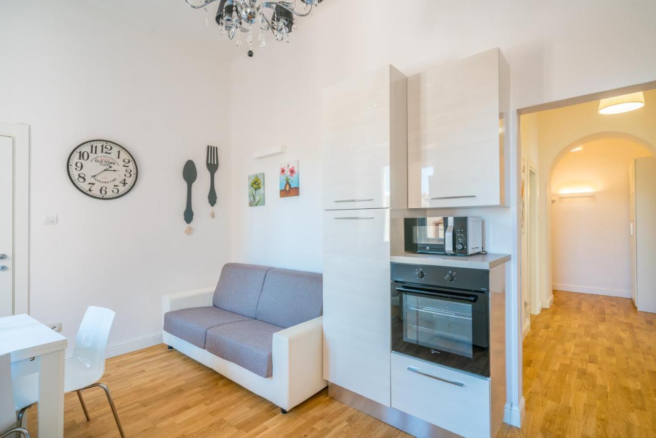 Le Scale Sul Porto . Marina Centro Storico. Ac Apartment Cagliari Exterior photo